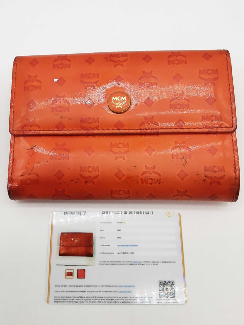 Mcm Orange Patent Leather Wallet Do0525rxde