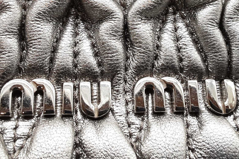 Miu Miu Metalic Silver Leather Micro Crossbody Bag Eb0126cxzde