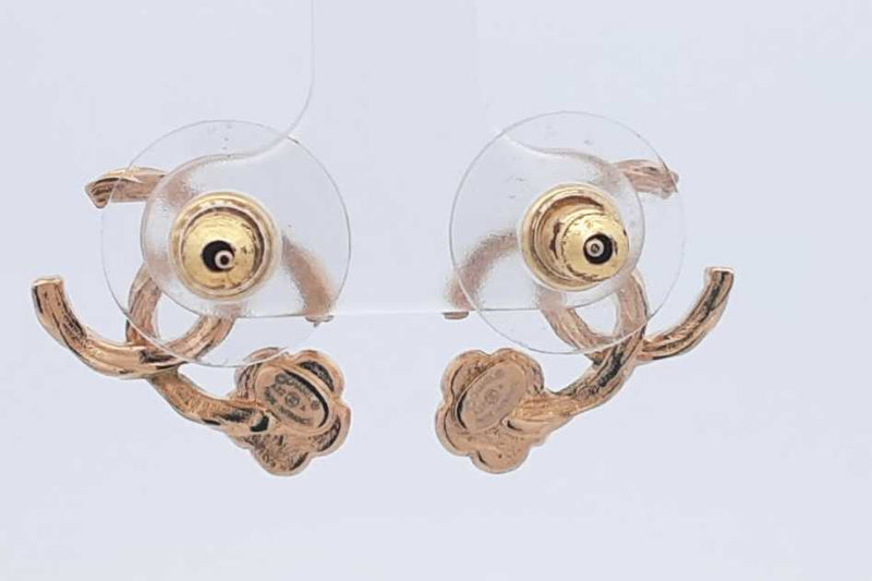 Chanel Cc Camellia Gold Tone Stud Earrings 2.8 Grams Eb1025lordu