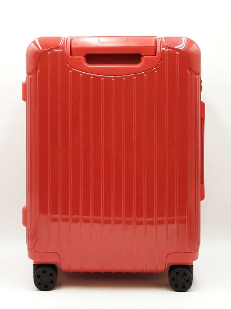 Rimowa Essential Lightweight Wheeled Cabin Suitcase In Gloss Red
