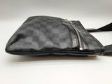 Louis Vuitton Thomas Damier Graphite Black Crossbody Bag Do0125prxde