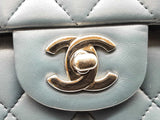Chanel Medium Classic Double Flap Blue Quilted Leather Bag Do0825ixzxde
