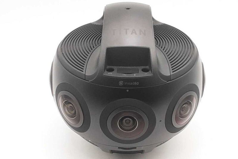 Titan Insta360 Titan 11k Cinematic 360/vr Digital Slr Camera Eb0824lrxzsa