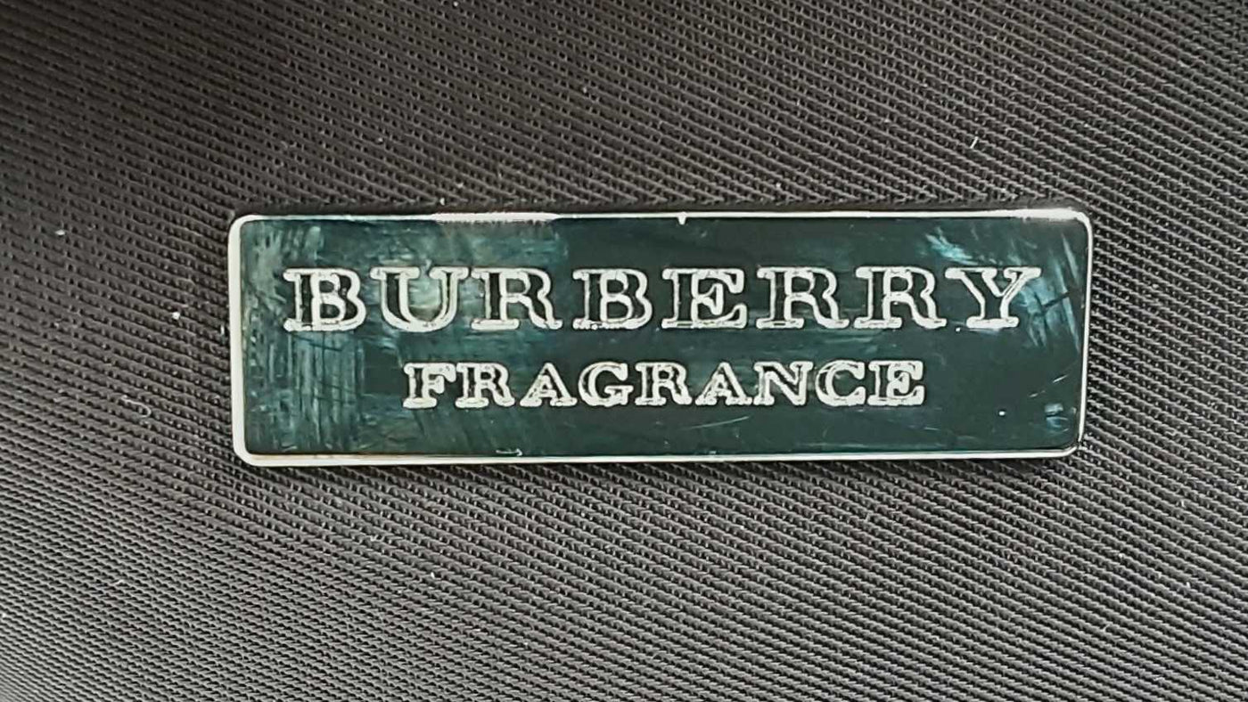 Burberry Brown Plaid Fragrance Travel Bag Sd0525oxsa – Max Pawn