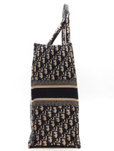 Christian Dior Oblique Embroidery Book Tote Bag Eb0526lrxzde