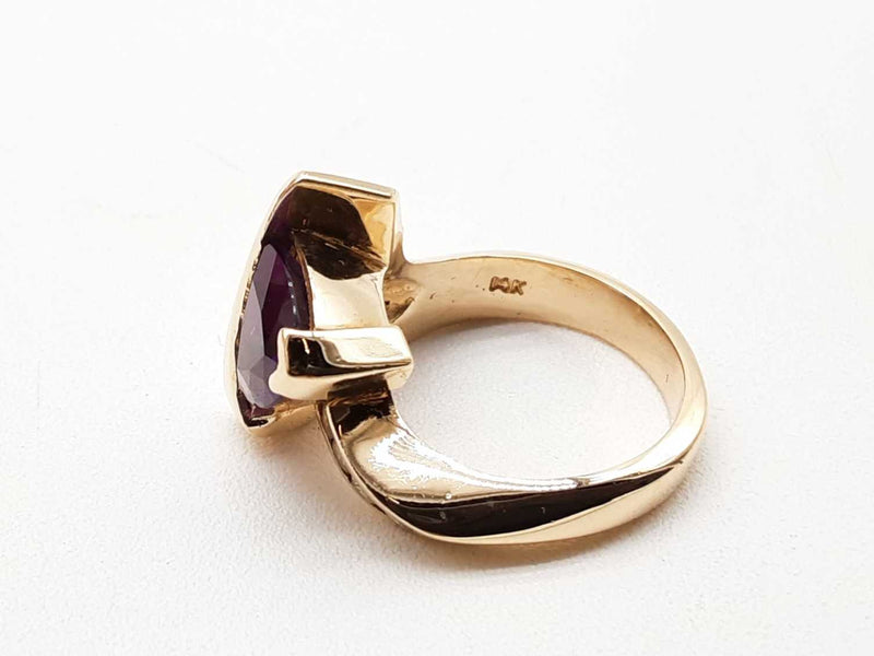 Approx 1.25 Carats Amethyst 10k Yg 9.4g Ring Size 6.75 Do0924orxde