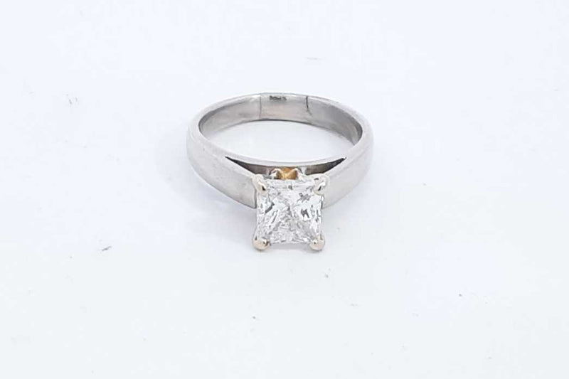 Approx. 0.75ctw Princess Cut Diamond Ring Platinum 7.7 Grams Size 6 Eb0924prxdu