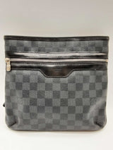 Louis Vuitton Thomas Damier Graphite Black Crossbody Bag Do0125prxde