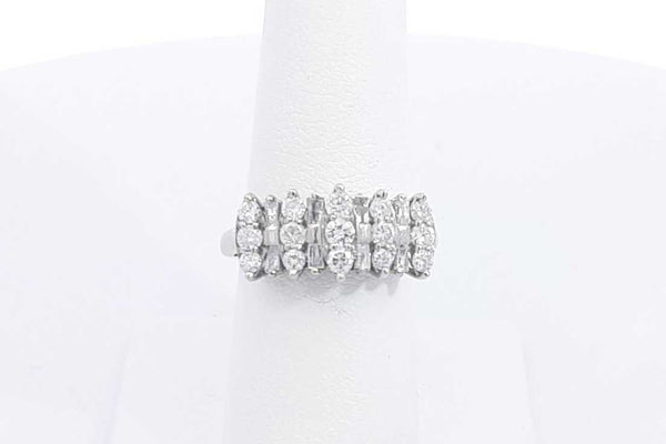 0.67ctw Diamond Ring In 10k White Gold 3.5 Grams Size 6.5 Eb0225oxzsa