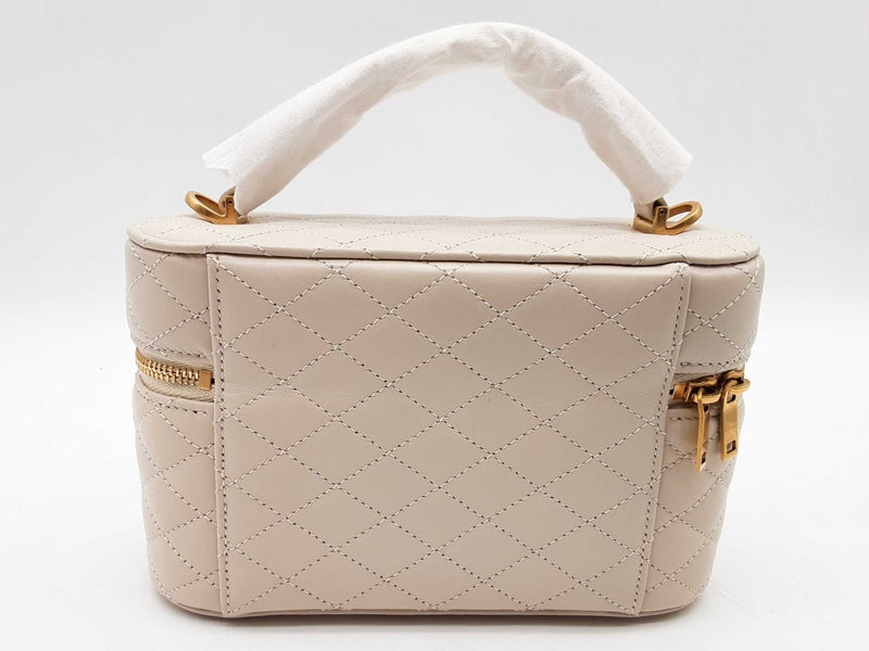 Yves Saint Laurent Ysl Gaby Vanity White Leather Shoulder Bag Do1124lpxzde