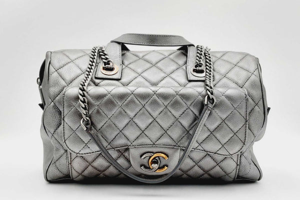 Chanel Metallic Pocket Quilted Leather Shoulder Bag Dolrzxde 144020004802