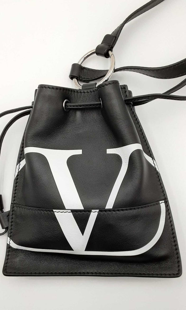 Valentino Black Leather Vlogo Drawstring Pouch Bag Ebixzdu 144010001522