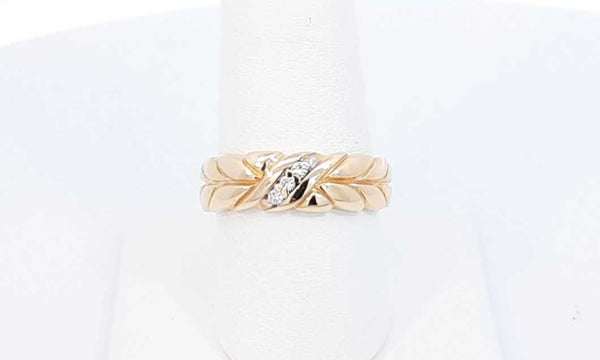 14k Yellow Gold Ring With 3 Small Diamonds Size 8.75 Eblordu 144030003004