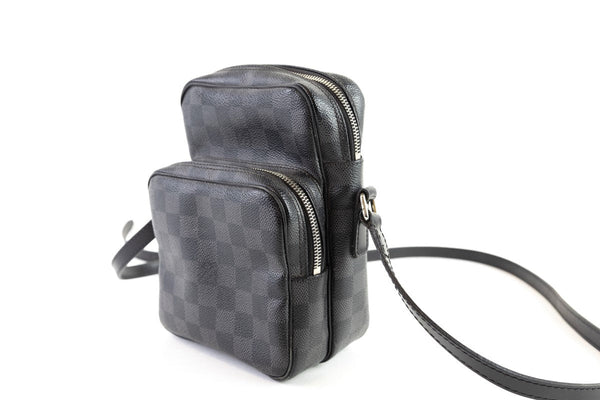 Louis Vuitton Damier Graphite e Camera Case Shoulder Bag MSCZXDU –  Max Pawn