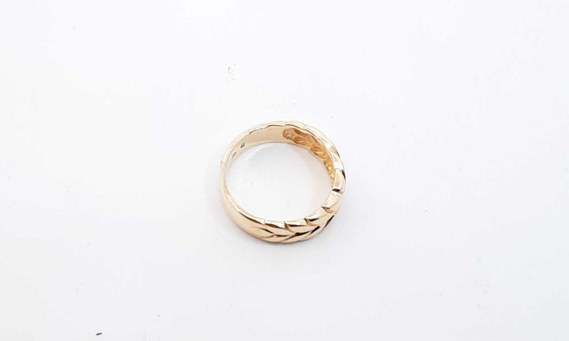 14k Yellow Gold Ring With 3 Small Diamonds Size 8.75 Eblordu 144030003004