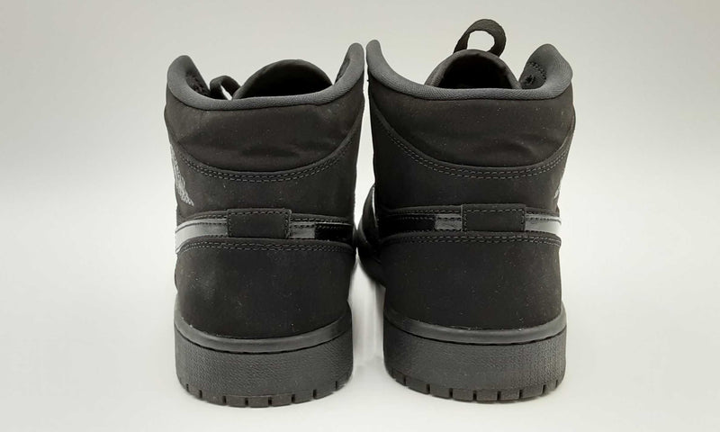 Nike Air Jordan 1 Mid Retro High-Top Triple Black Sneakers #554724-056 Size 9.5 MSIZSA 144010017911