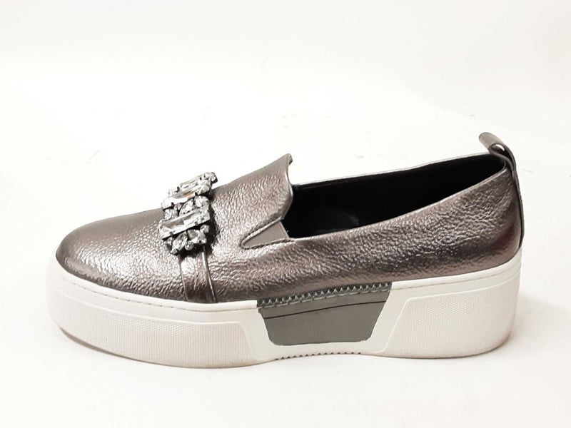 Karl Lagerfeld Silver Slip On Shoes, Size 9 (LRZ) 144020002676 RP/DE